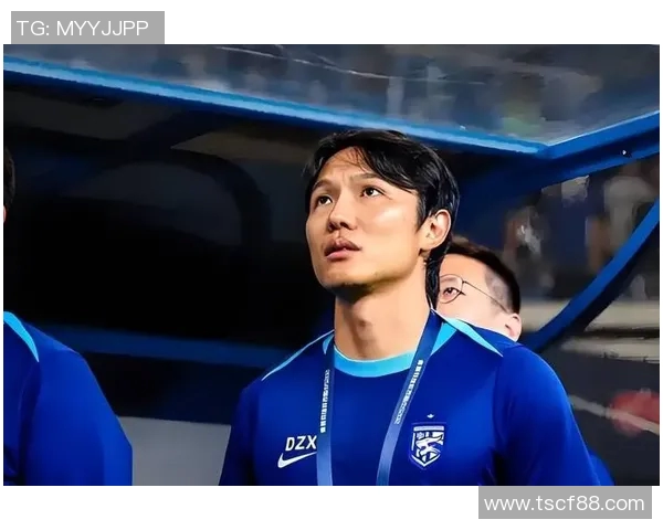 足球明星的帅气儿子名字揭晓引发粉丝热议与关注